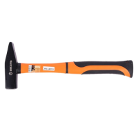 Молоток  600 г с фибергласовой рукояткой ВИХРЬ 73/6/8/6